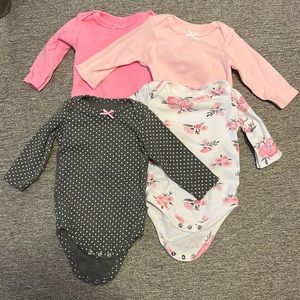 0-3 Month long sleeve onesies
